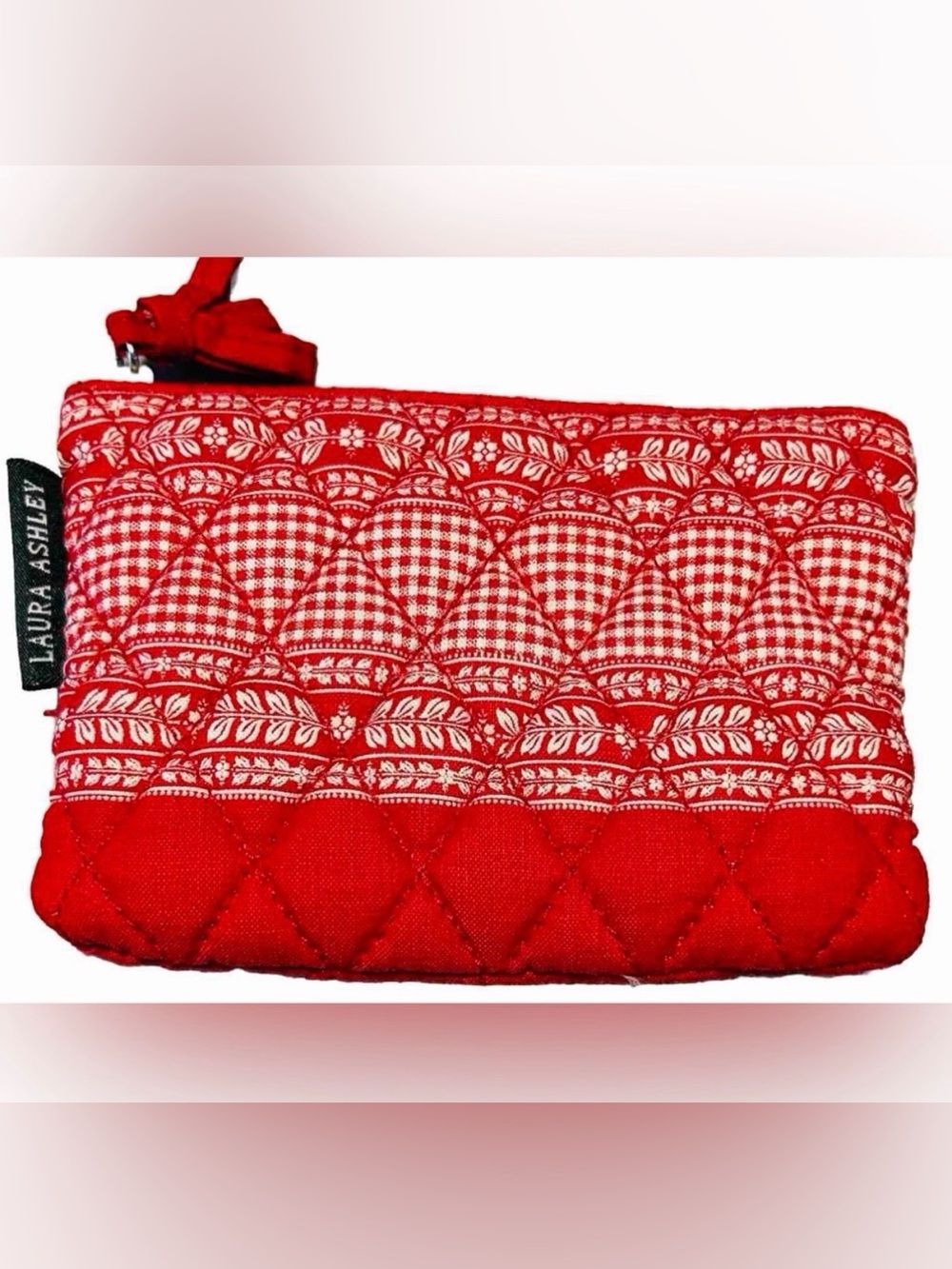 Laura Ashley Quilted Wallet Coin Purse Red White Zipper  Boho Preppy Lightweight